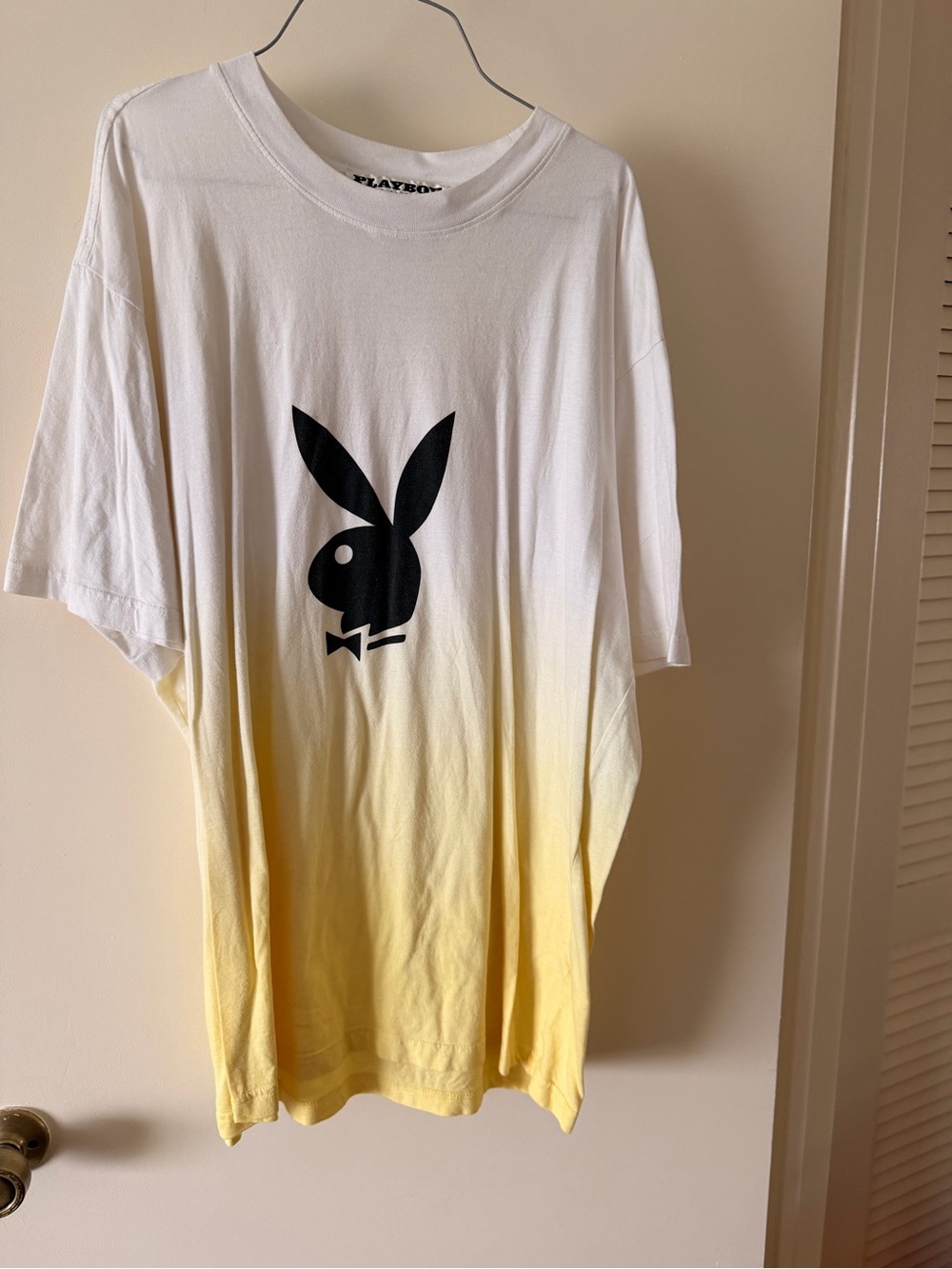 PLAYBOY White-to-Yellow Ombre Short Sleeve Tee with Black Bunny